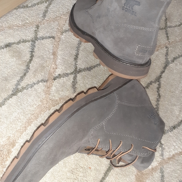 Mens Boots size 7 - Picture 2 of 5